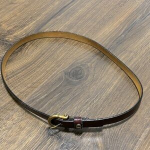 Vintage Etienne Aigner burgundy leather and brass belt size 26